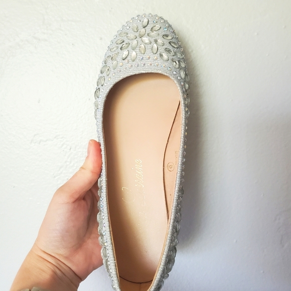 COPY - Sparkly jeweled flats - Picture 1 of 8